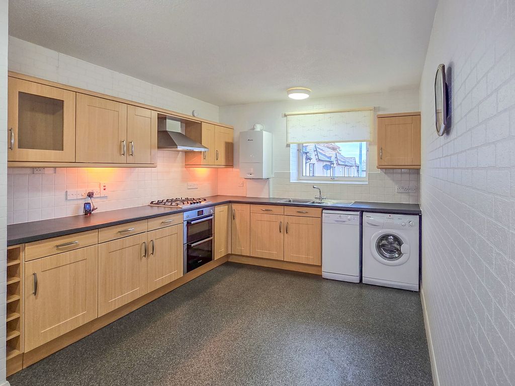 Property photo 3 of 8 Hilton Heights- Kitchen