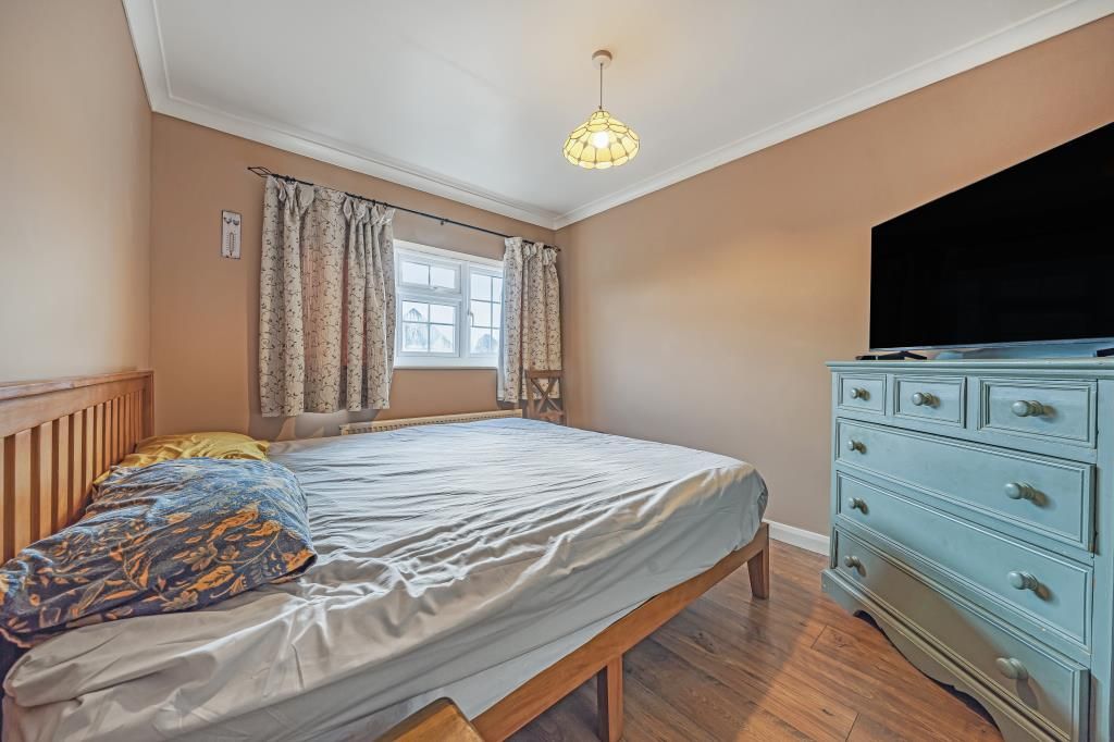 Property photo 2 of 13 Bedroom