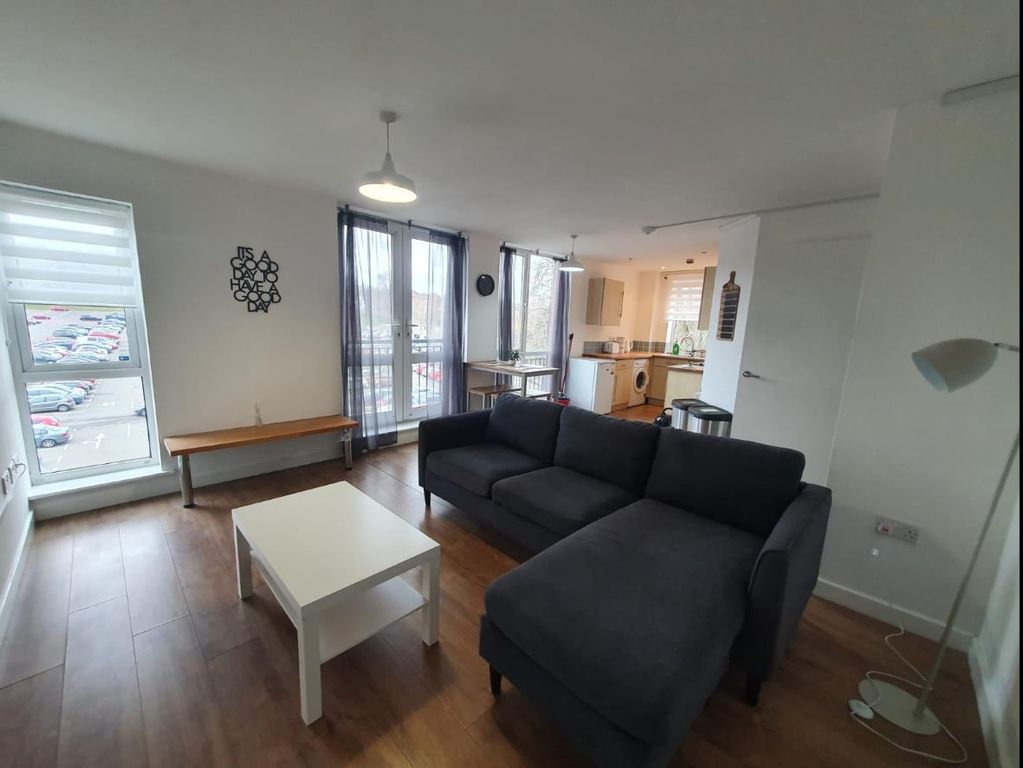 Property photo 2 of 11 Living Area 2.Png