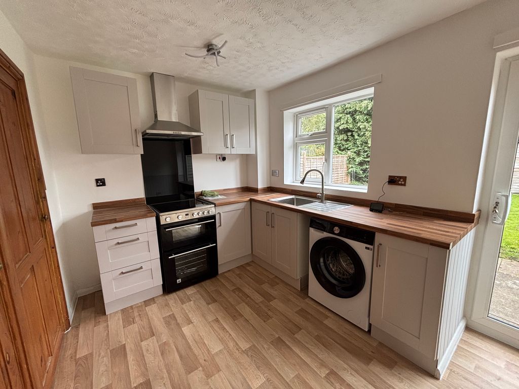 Property photo 2 of 11 Image