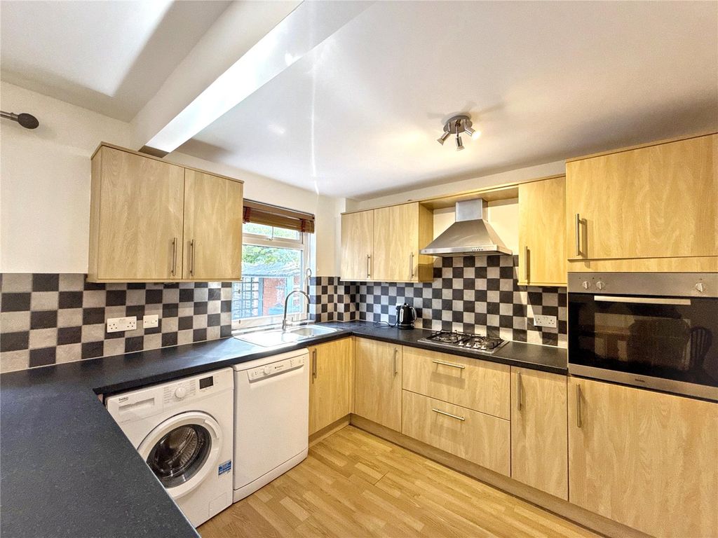 Property photo 3 of 16 Picture No. 52