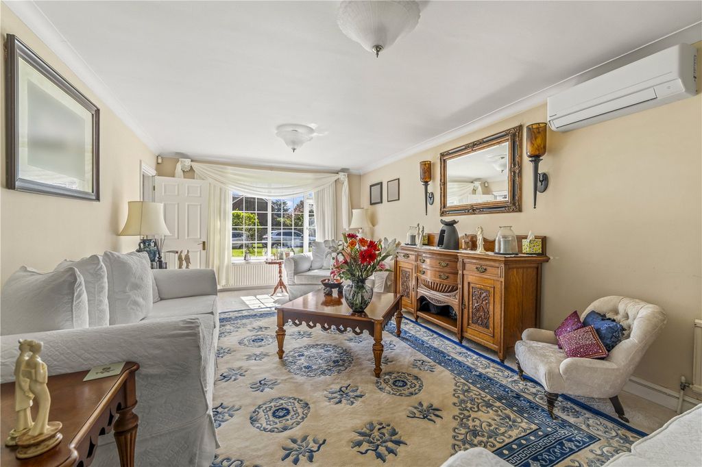 Property photo 3 of 17 Picture No. 22