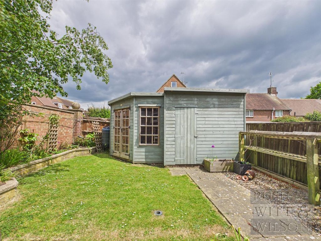 Property photo 2 of 22