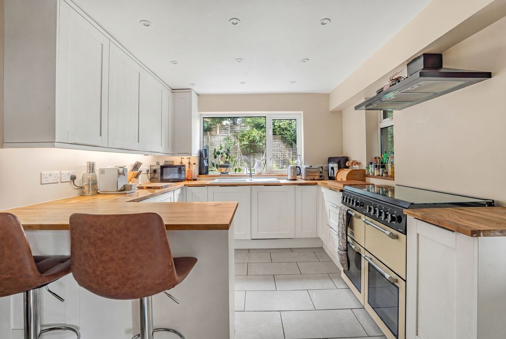 Property photo 3 of 36 38_83769