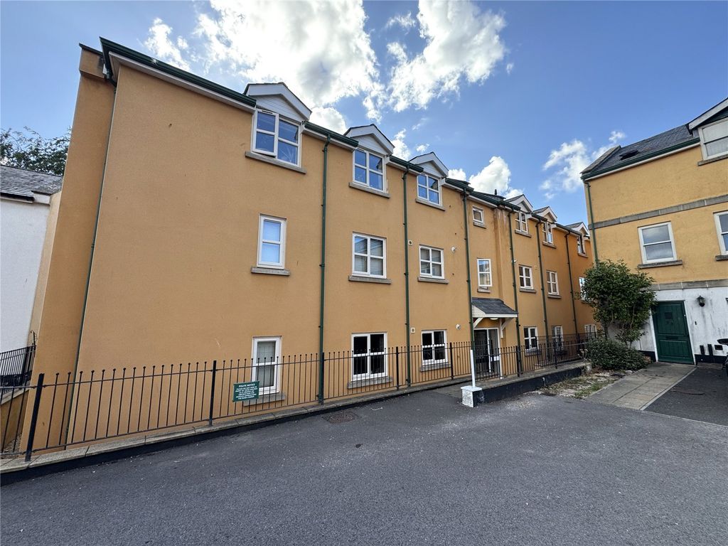Property photo 1 of 13 Picture No. 04