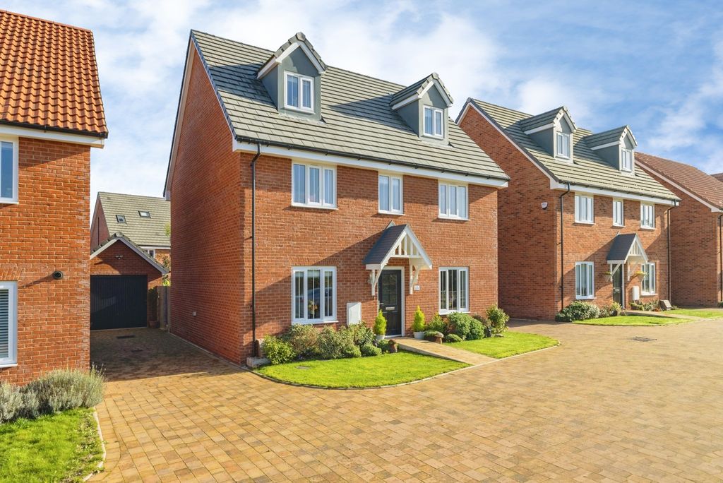 Property photo 1 of 24 Pbox-Img.Jpg