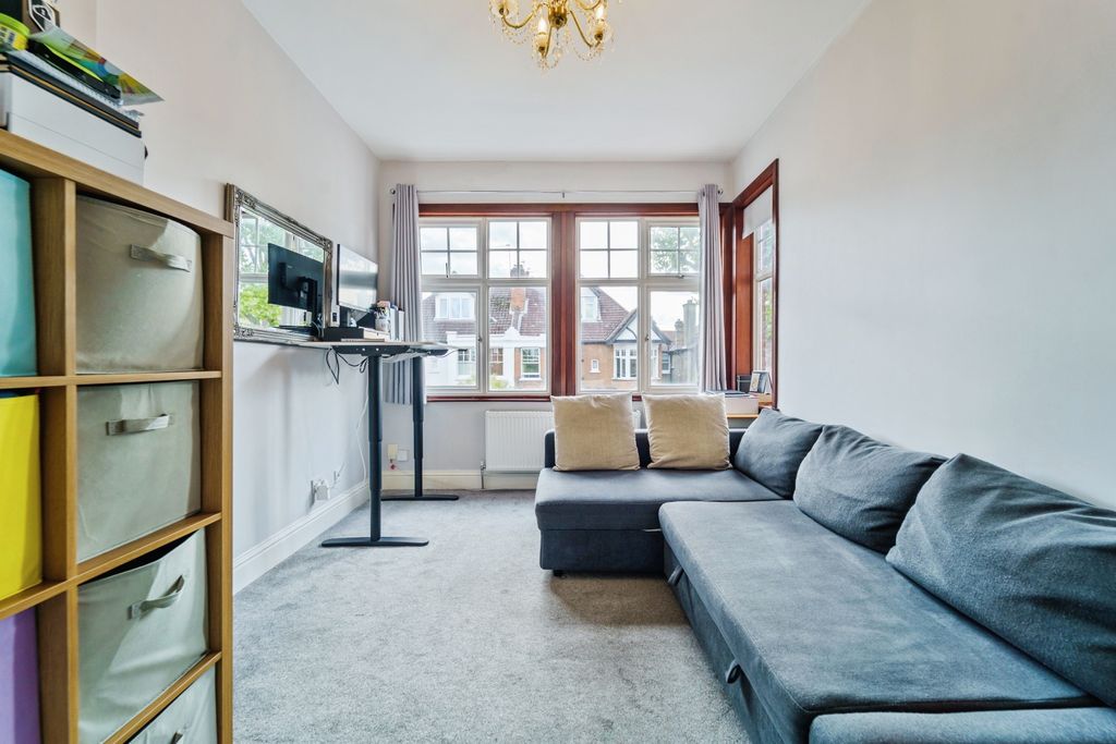 Property photo 2 of 12