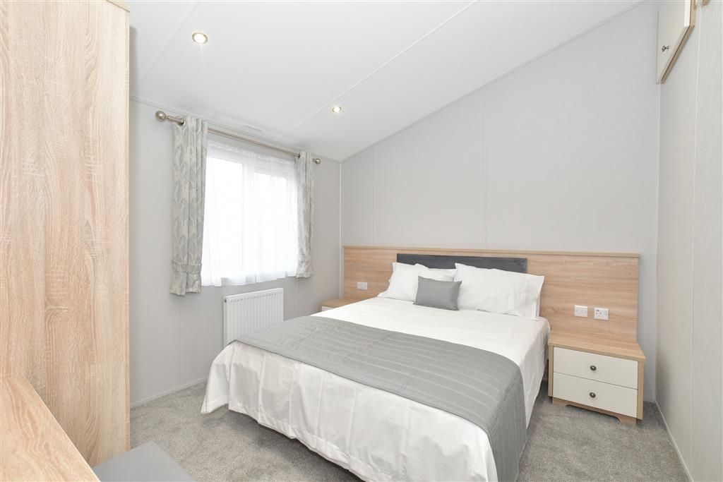 Property photo 1 of 9 Bedroom 2