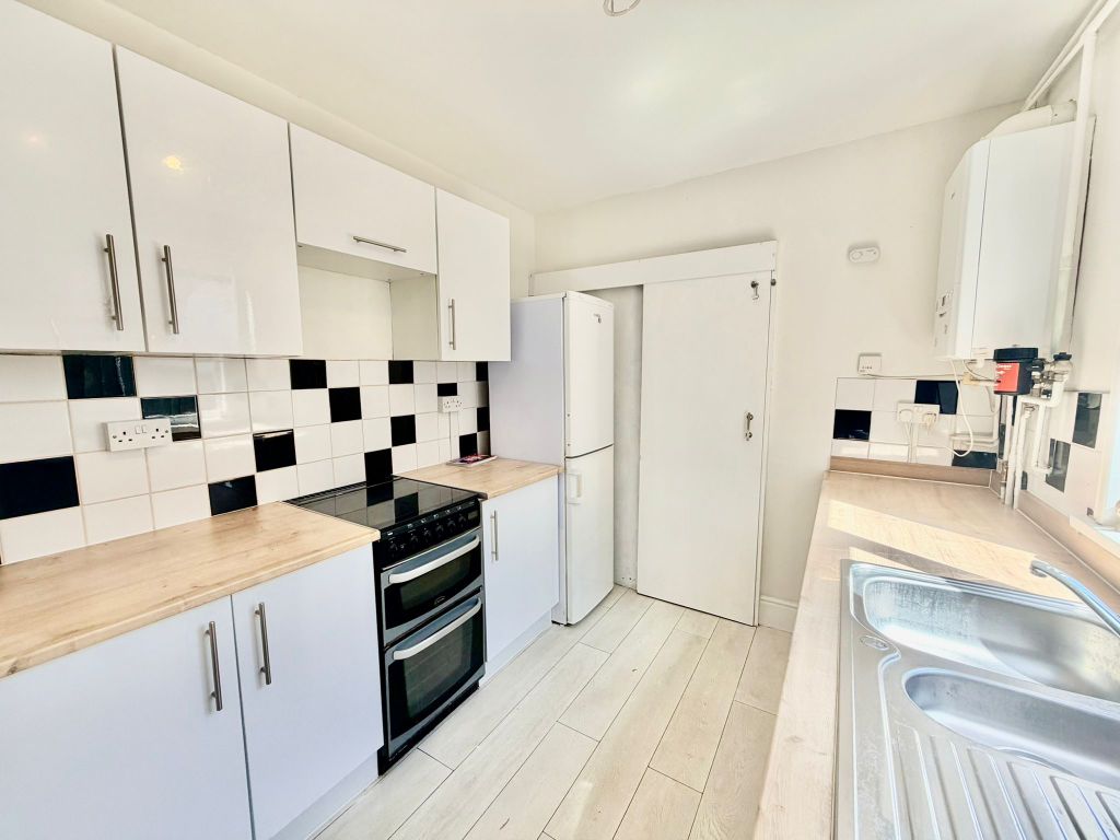 Property photo 1 of 11 Image