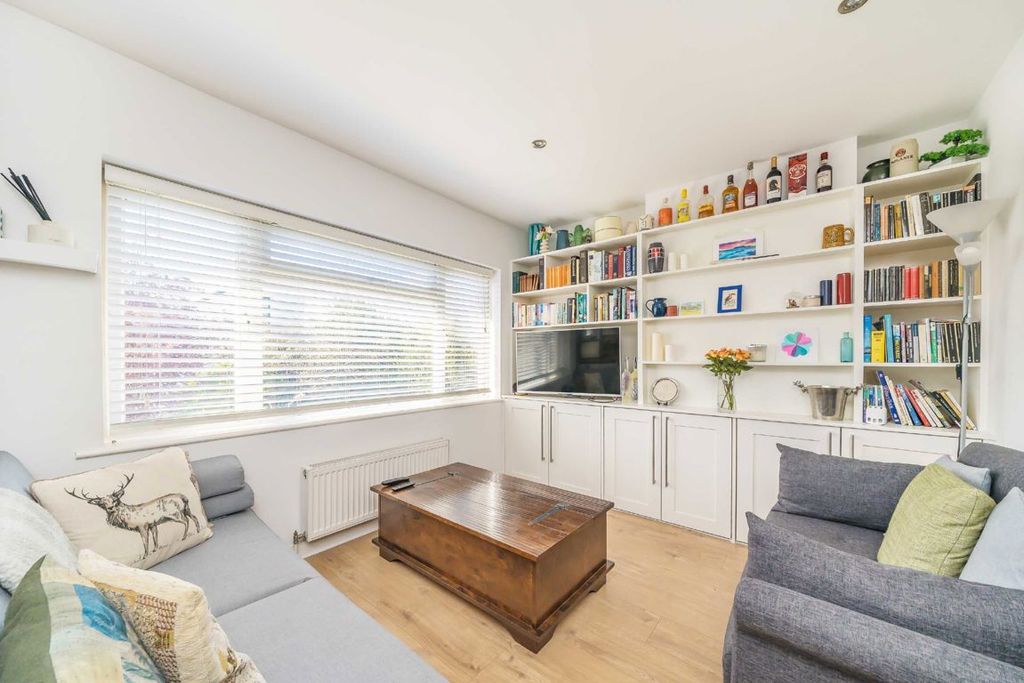 Property photo 2 of 4