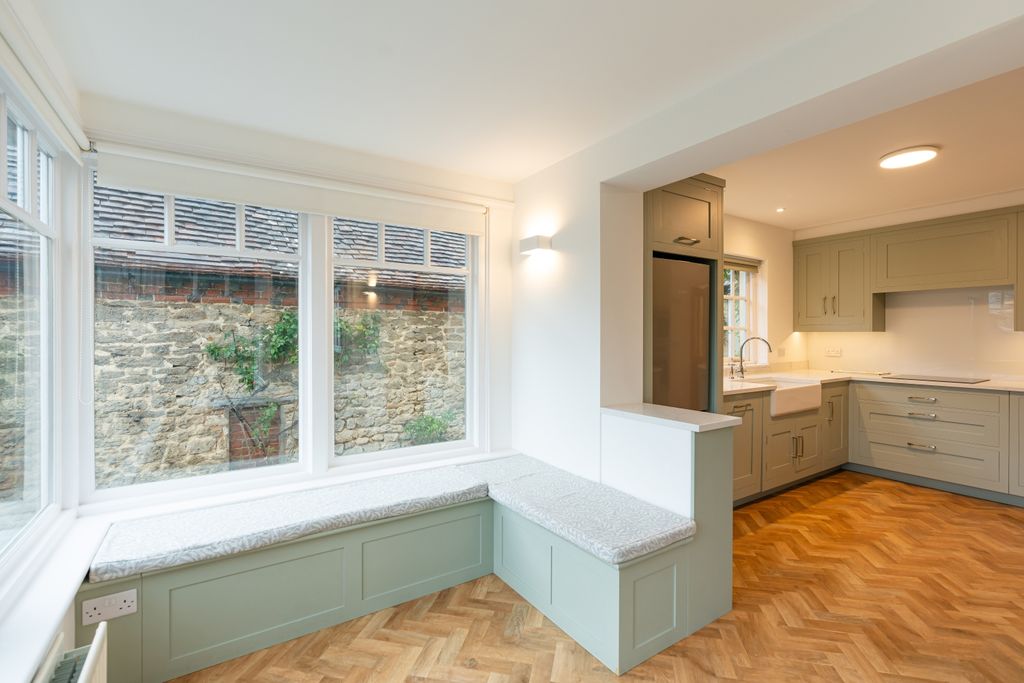 Property photo 3 of 30 Kitchen And Breakfast Room