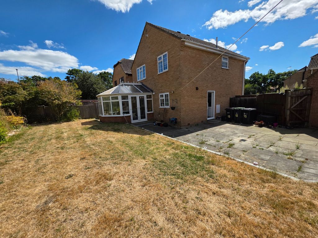 Property photo 2 of 10