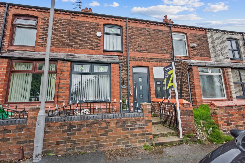 Property photo 1 of 19