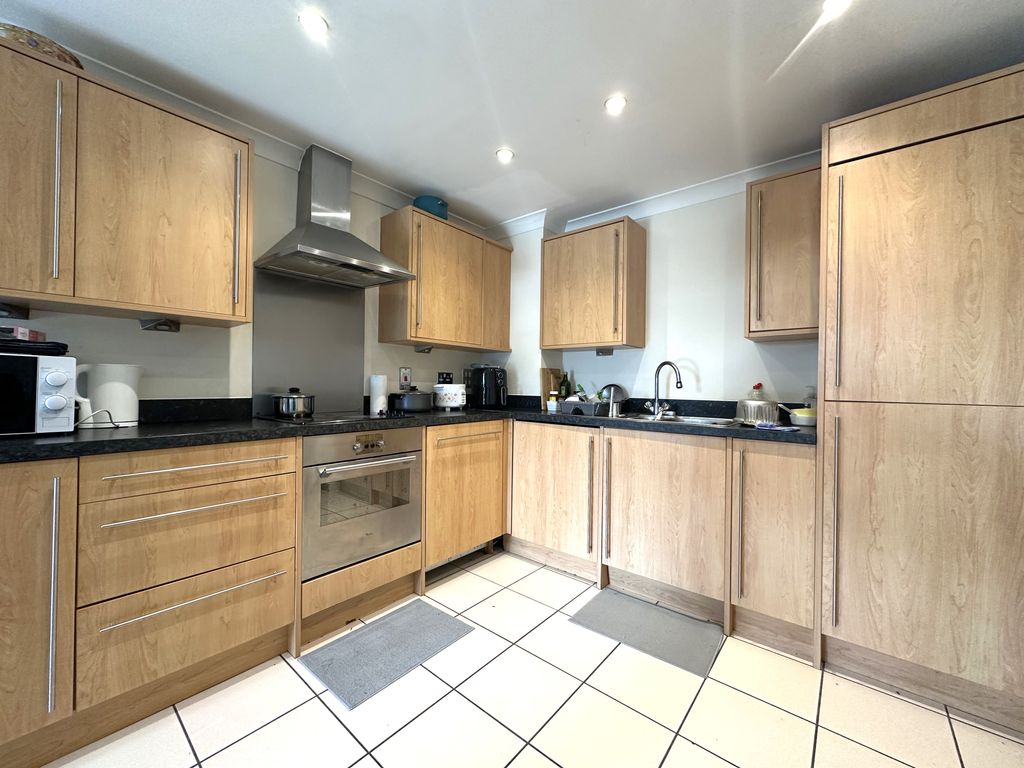 Property photo 2 of 6 Img_7084