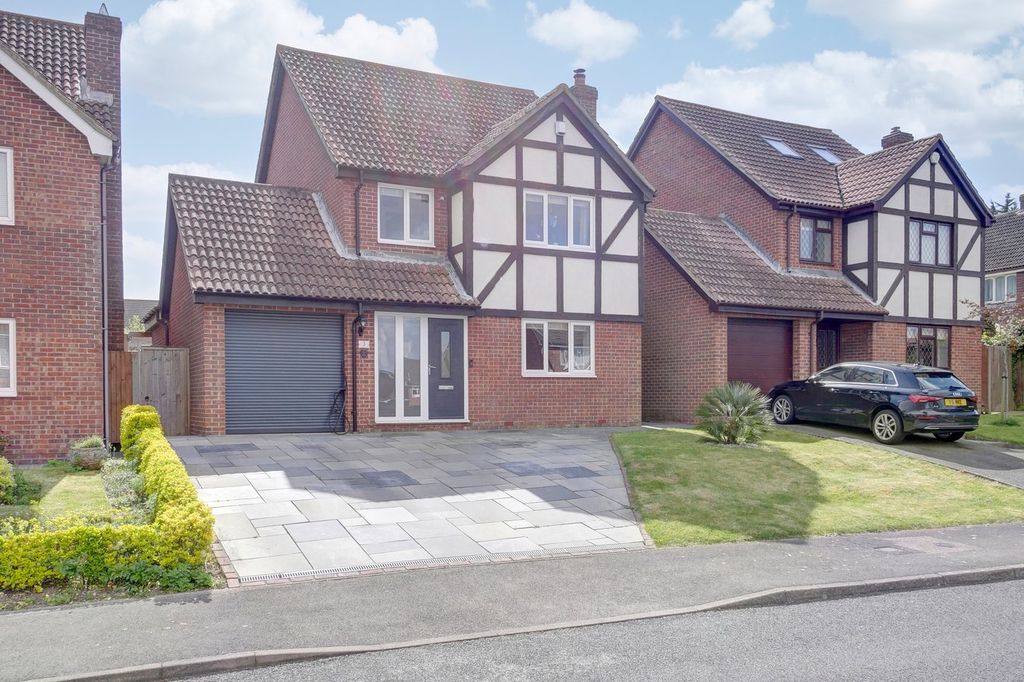 Property photo 2 of 38