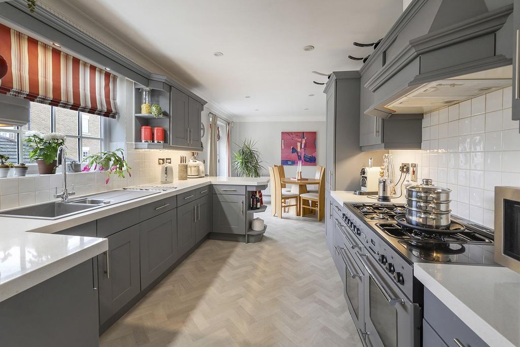 Property photo 2 of 27 12.Jpg