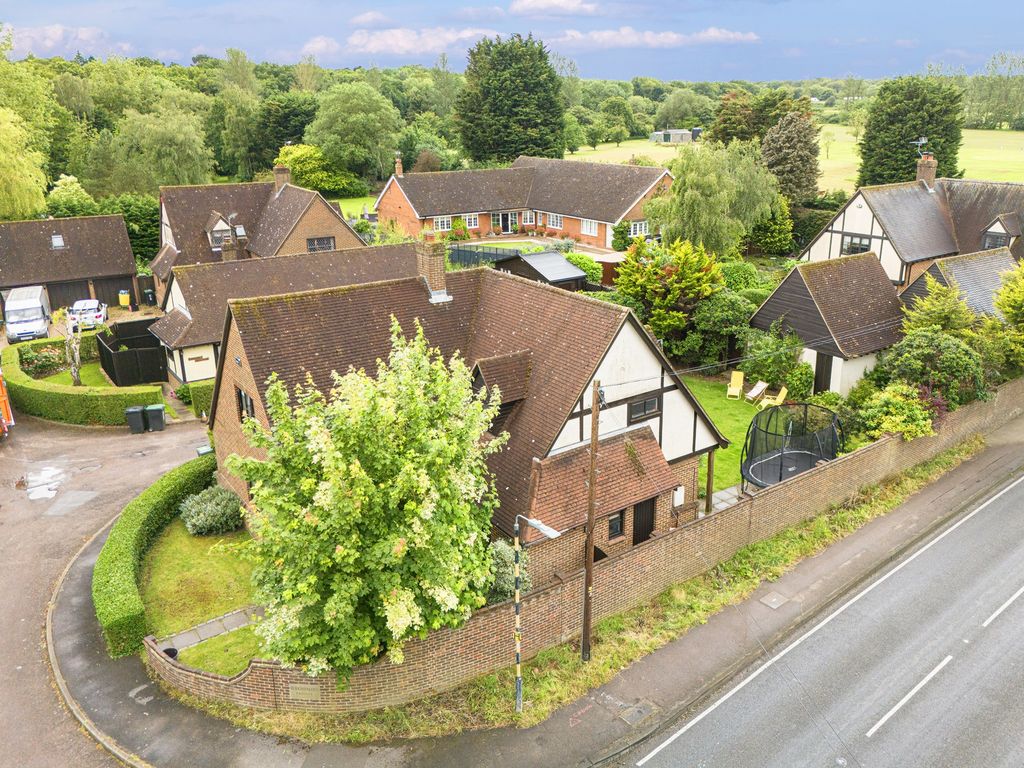 Property photo 2 of 34 Photo 3