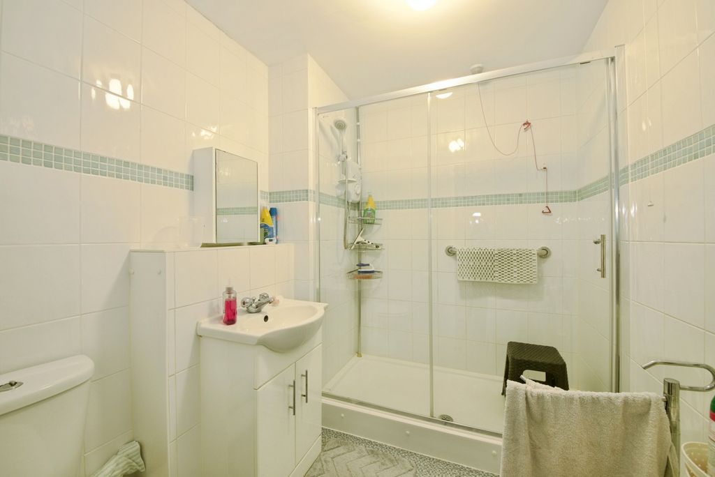 Property photo 2 of 8 Pbox-Img.Jpg