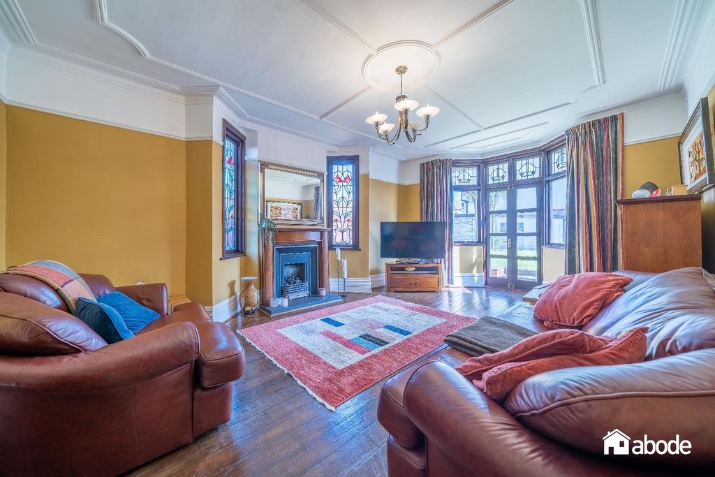 Property photo 3 of 34 Dsc03337-Hdr-29.Jpg