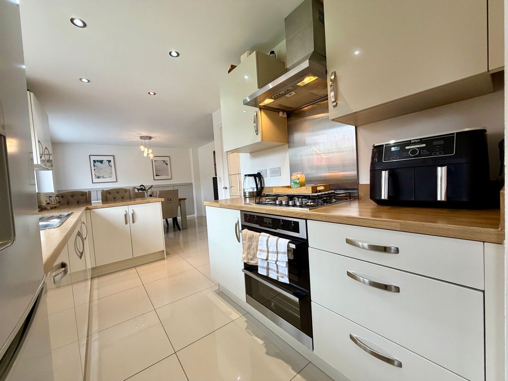 Additional image 9 of Detached house for saleCwrt Bevan, Merthyr Tydfil CF47