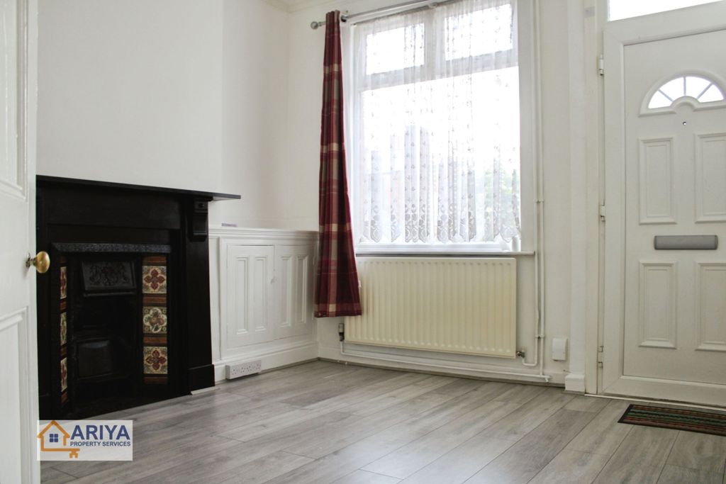 Property photo 2 of 16