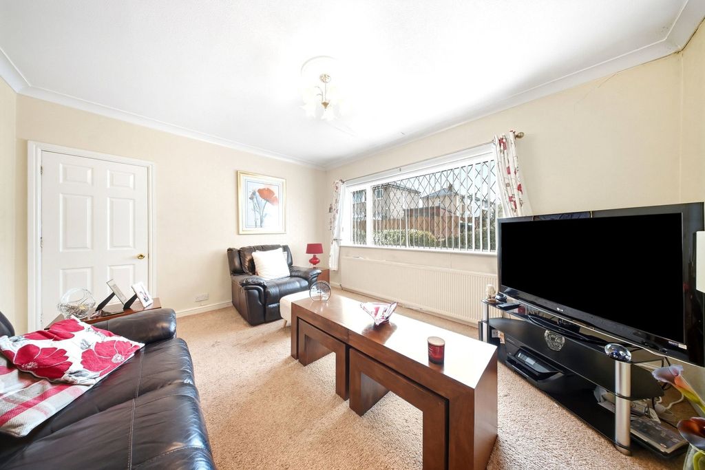 Property photo 3 of 23