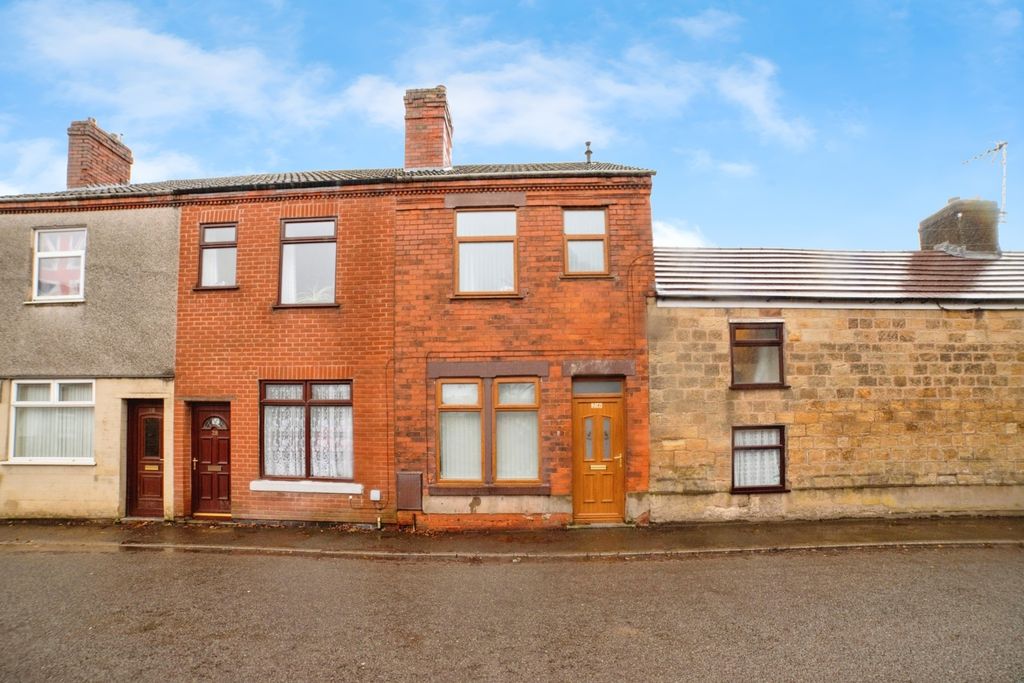 Property photo 1 of 17 Front