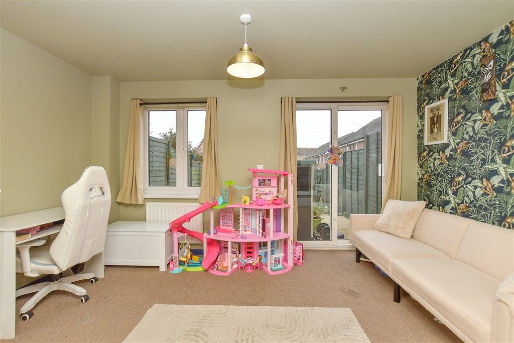 Property photo 3 of 10 Lounge/Diner