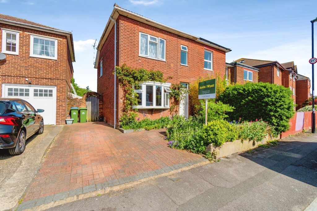 Property photo 1 of 20 Pbox-Img.Jpg