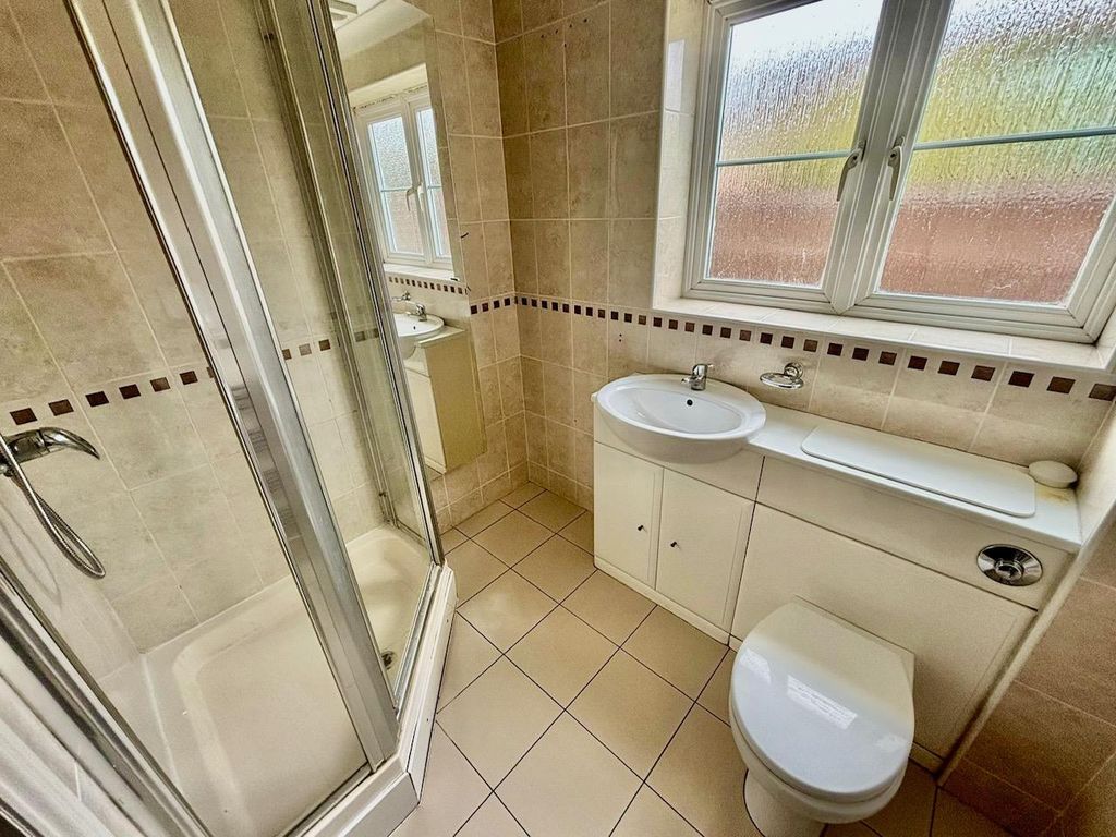Property photo 3 of 16 Fb9093B8-5B2A-4Df2-8A14-4695653251A6.Jpg