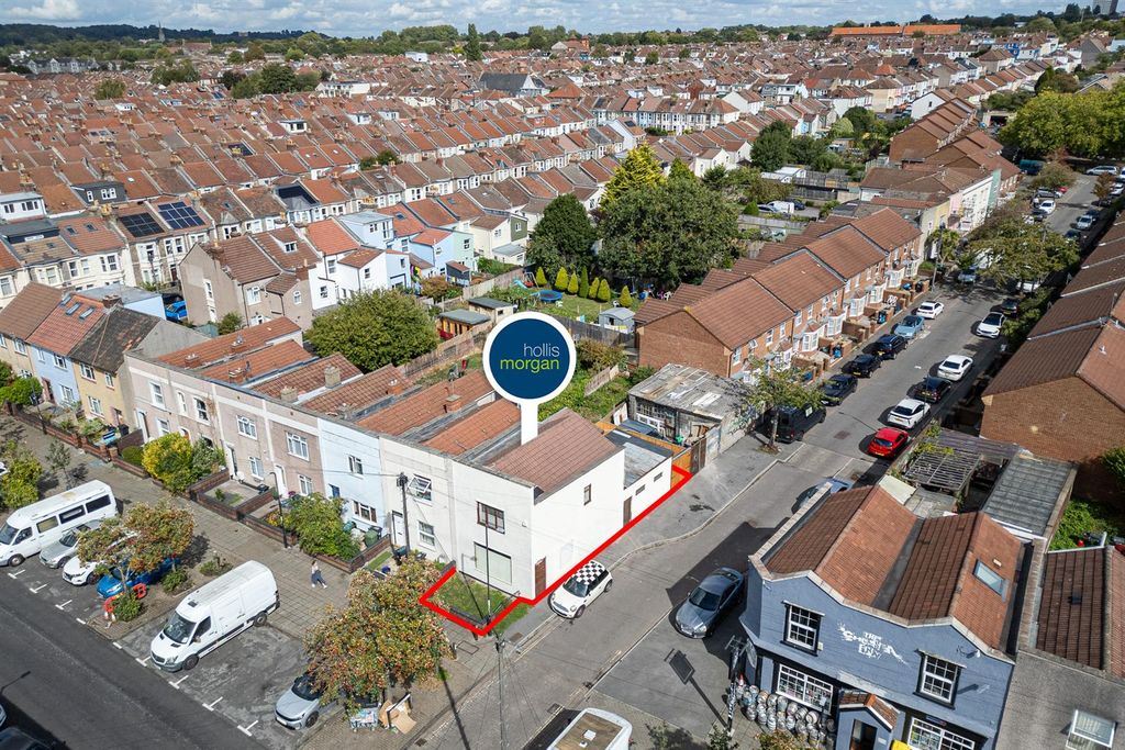 Property photo 2 of 28 64 Chelsea Road, Easton, Bristol Bs5 6At | Freehol