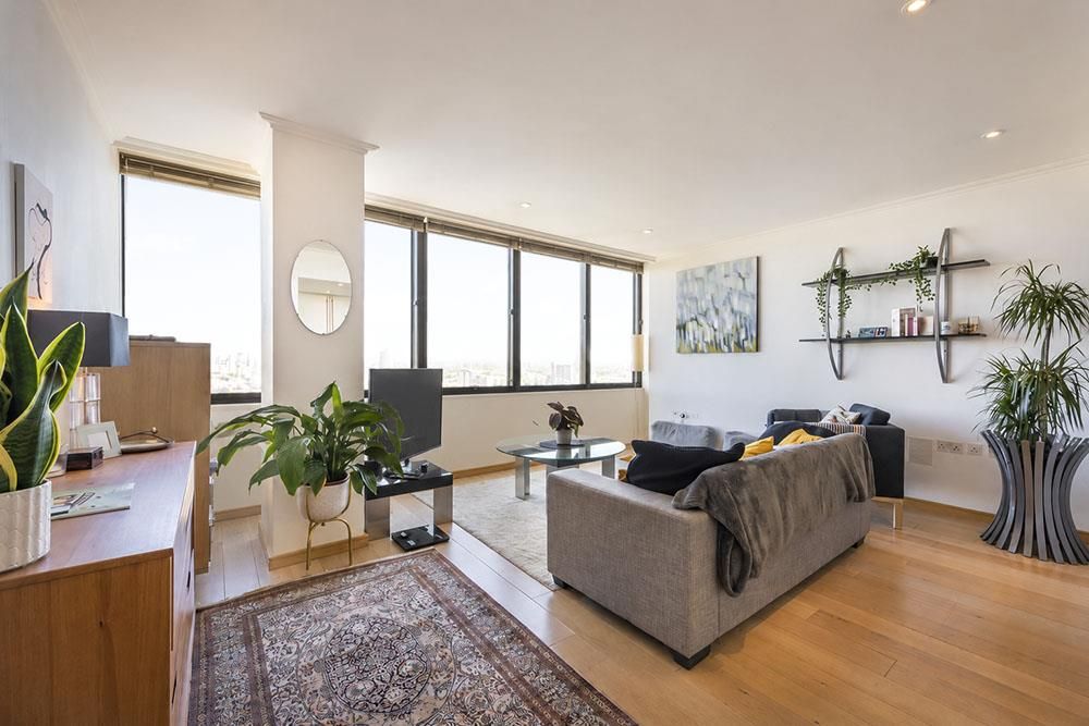 Property photo 1 of 6 01.Jpg