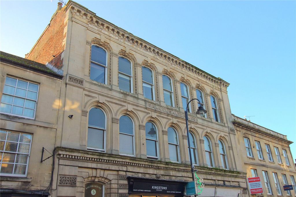 Property photo 1 of 20 Picture No. 03