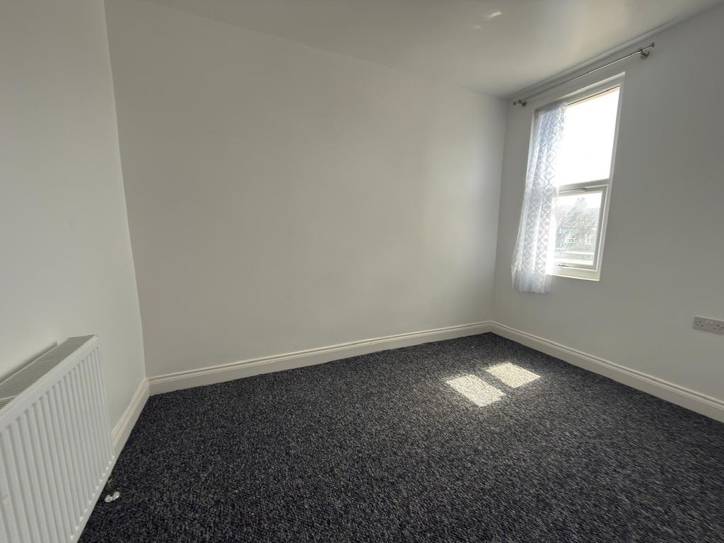 Property photo 3 of 11 Gallery