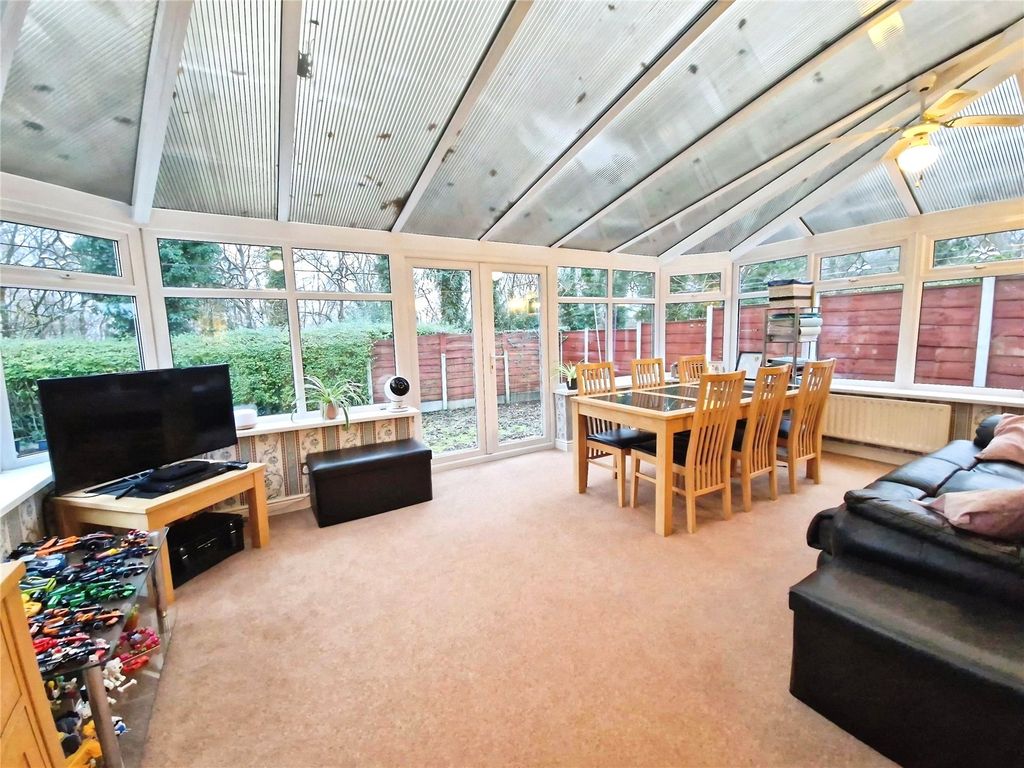 Property photo 3 of 21 Picture No. 08