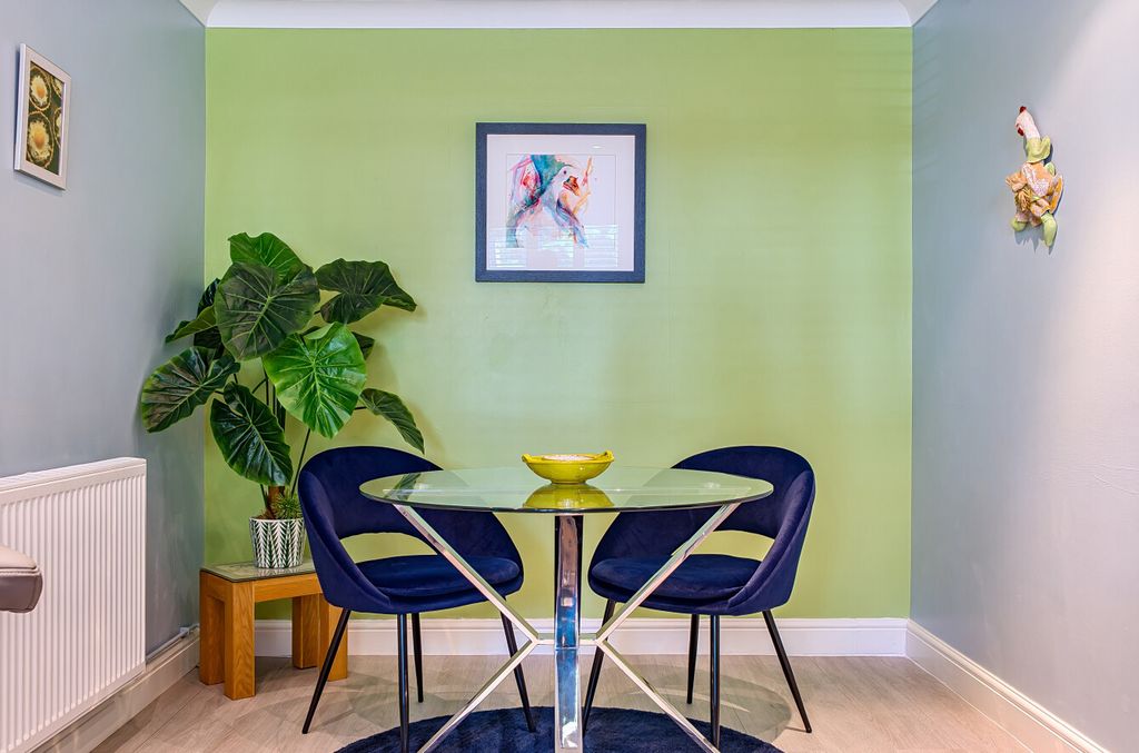 Property photo 3 of 14 1497368-18-6A5F6B...