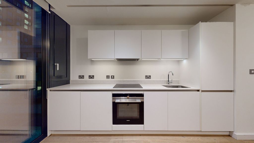 Property photo 2 of 17 Kitchen