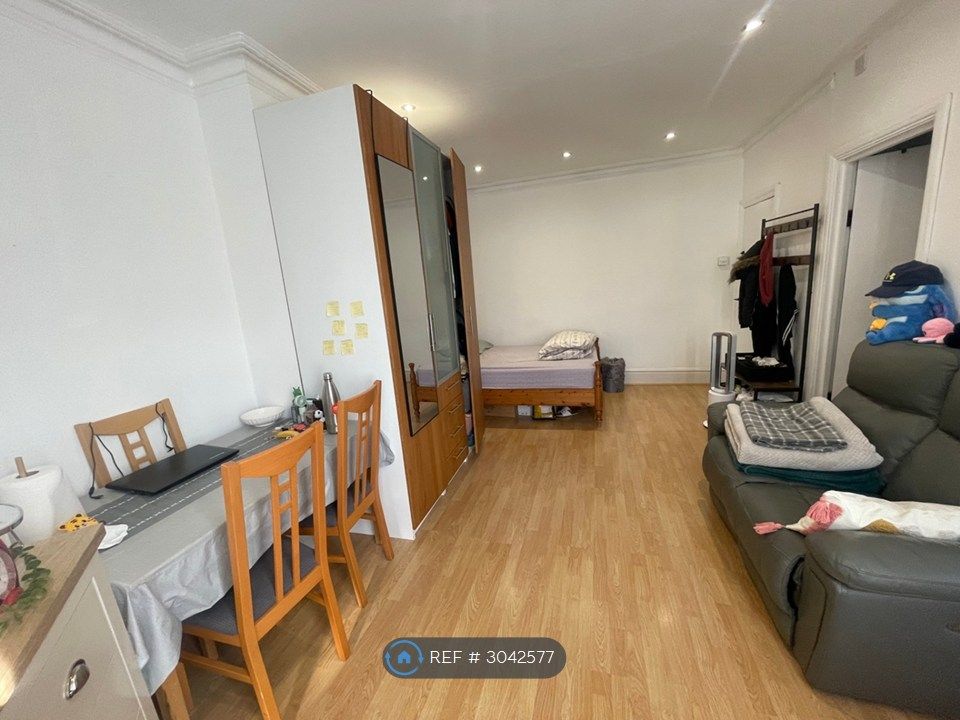 Property photo 2 of 5