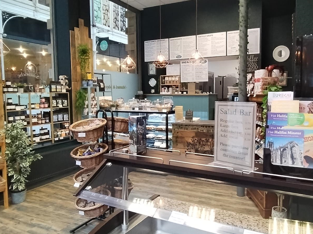 Property photo 1 of 7 Photo 0