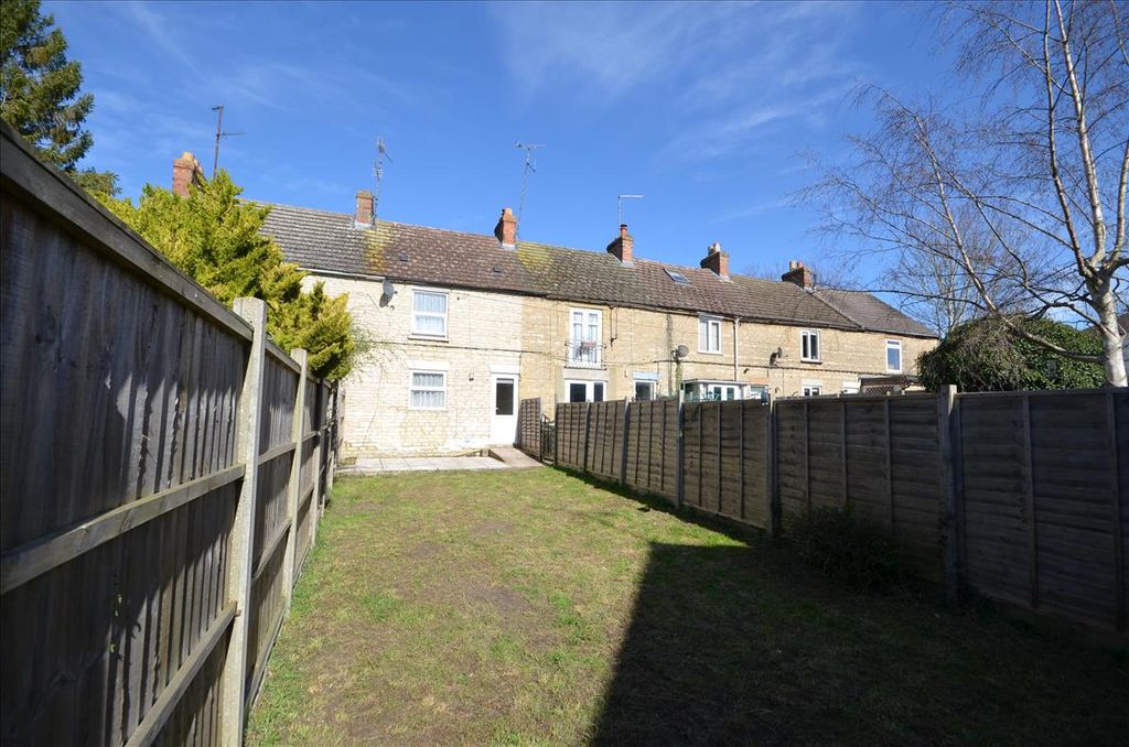 Property photo 2 of 10