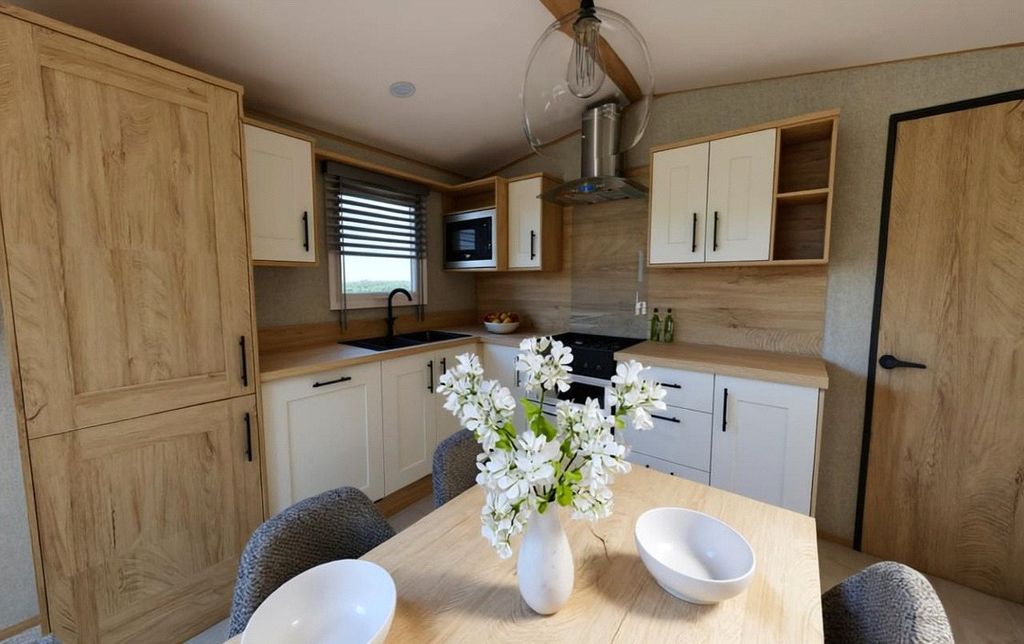 Property photo 2 of 5 Picture No. 12