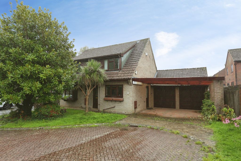 Property photo 1 of 20