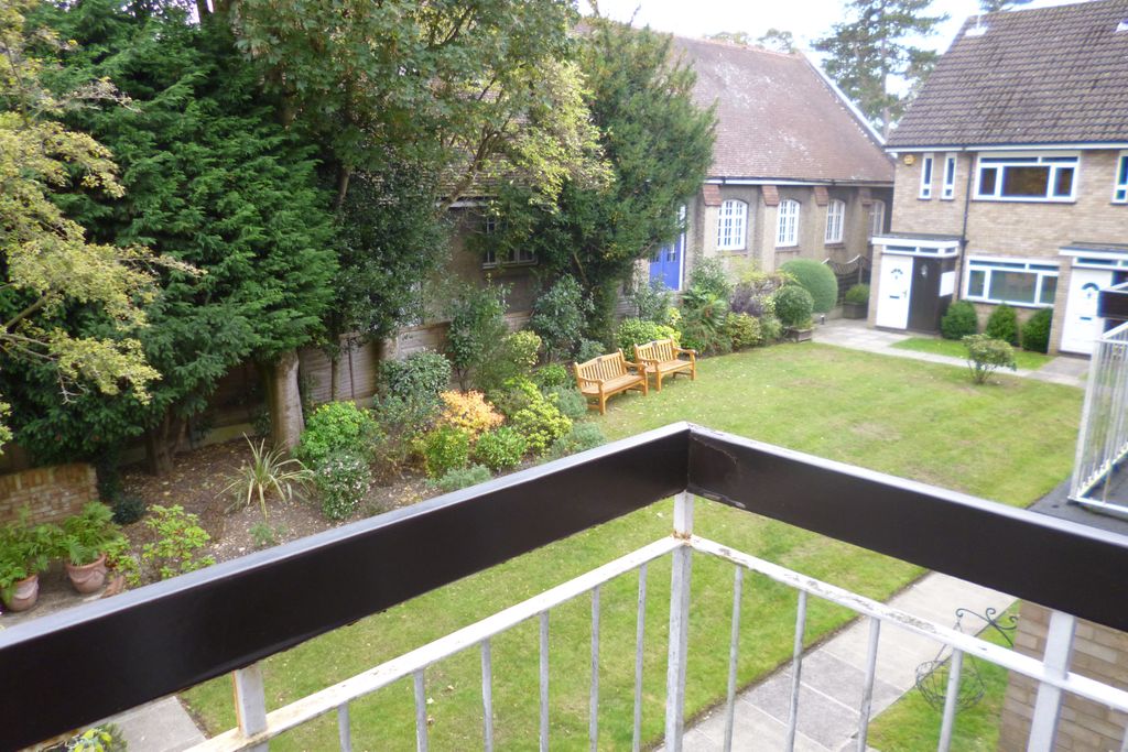 Property photo 3 of 11