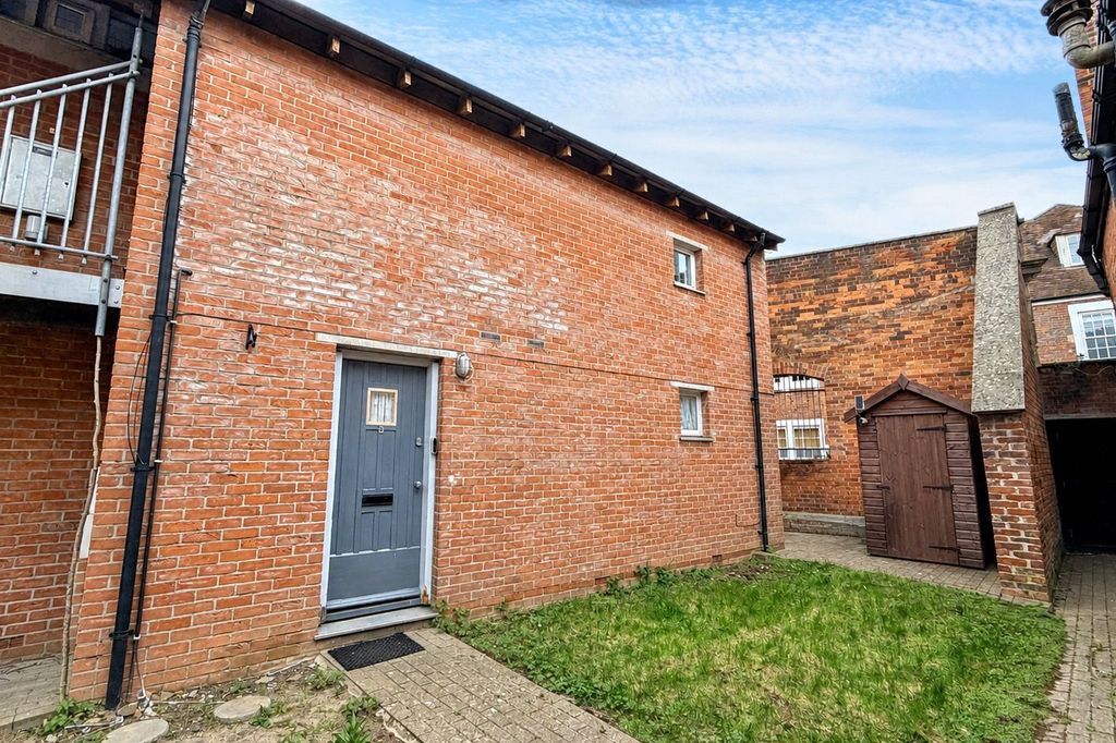 Property photo 1 of 10 Picture No. 03