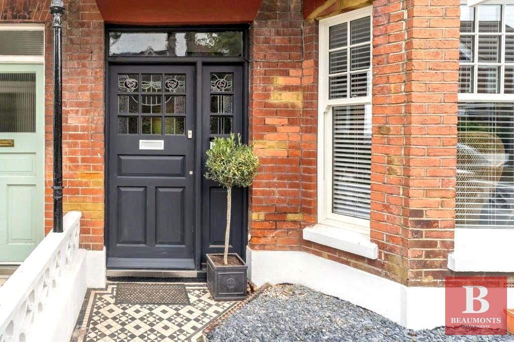 Property photo 2 of 33 Photo 16