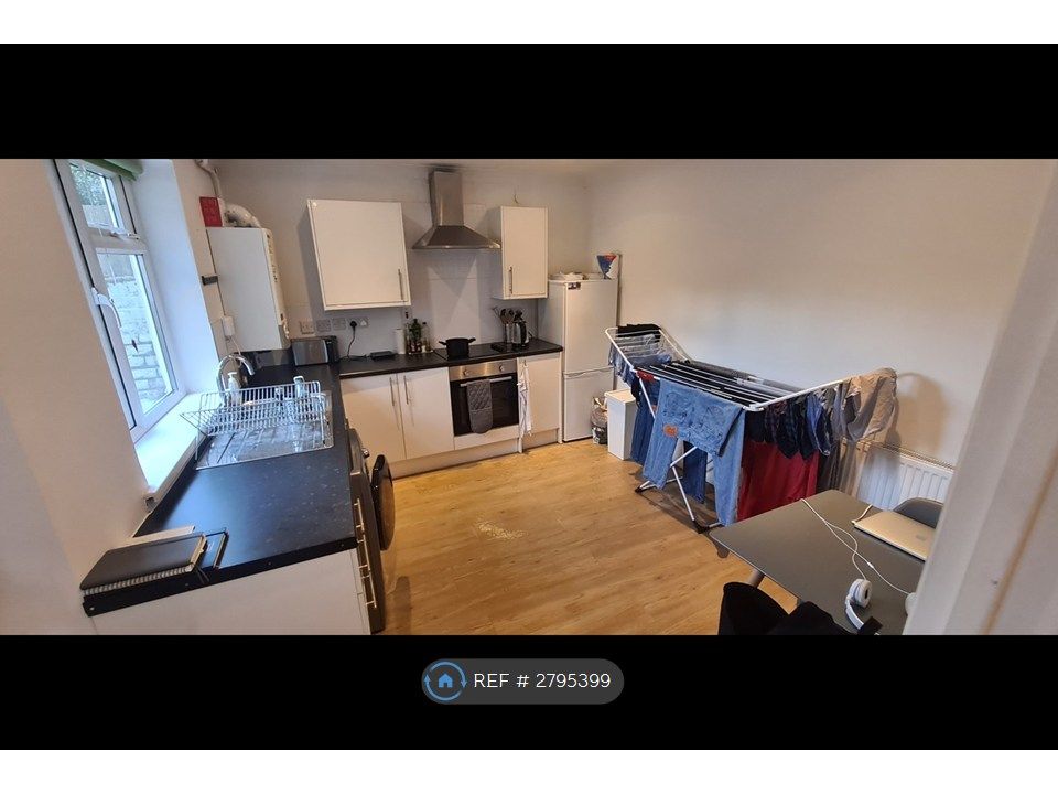 Property photo 3 of 8 Kitchen - Now Has New Flooring And Radiator