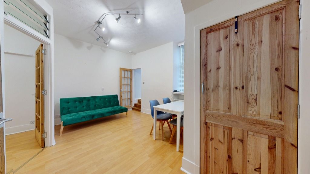 Property photo 2 of 13 Photo 2