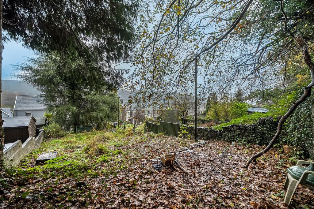 Property photo 3 of 20 1381925-3-691747E73Aec5.Jpg