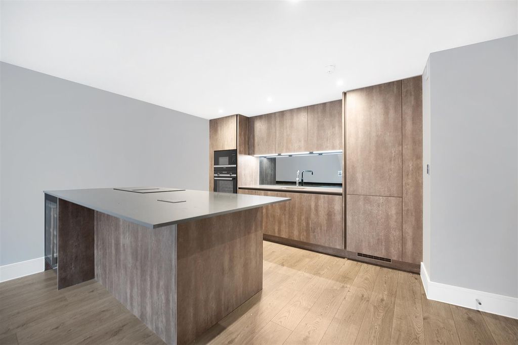 Property photo 2 of 20 Dsc09476.Jpg