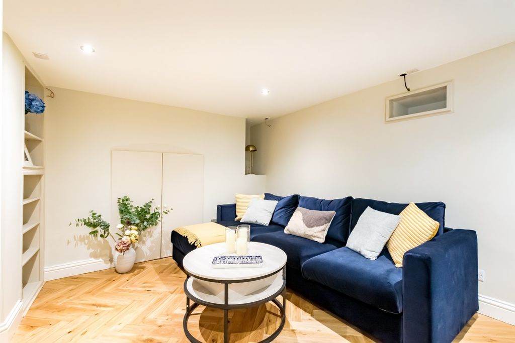 Additional image 10 of 3 bed flat for saleHampton Park, Redland, Bristol BS6